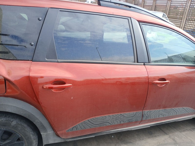 Recambio de puerta trasera derecha para dacia jogger (rk_) 1.0 tce 90 eco-g referencia OEM IAM   