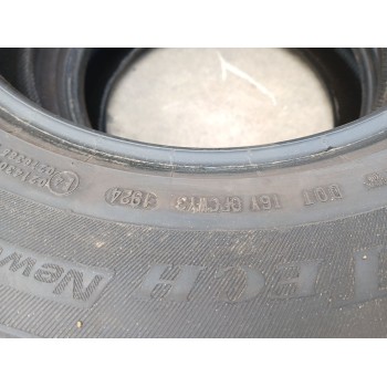 Recambio de neumatico para kia carens 1.6 cat referencia OEM IAM 215-65-16 98H X2 VIKING 2024