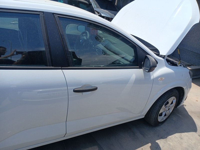 Recambio de puerta delantera derecha para dacia sandero iii 1.0 tce 100 referencia OEM IAM 801003355R  