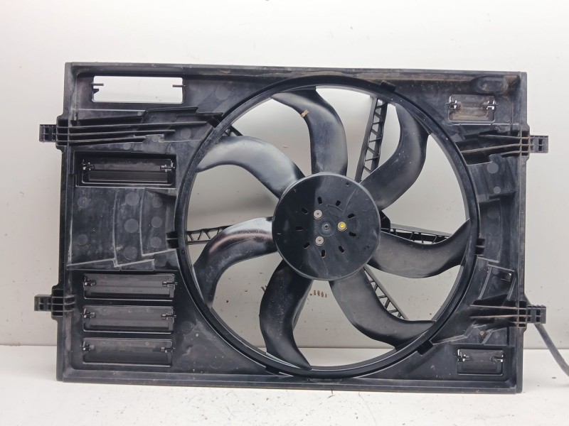 Recambio de radiador agua para seat ibiza v (kj1, kjg) 1.0 tsi referencia OEM IAM 2q0959455h 2q0121203m 