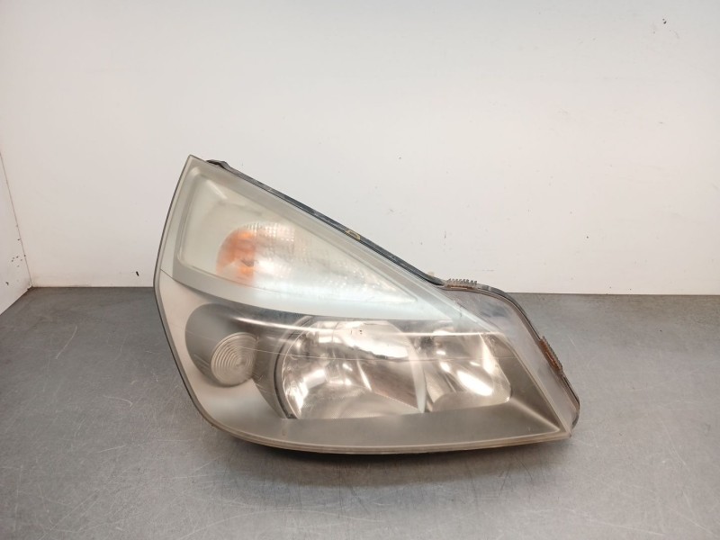 Recambio de faro derecho para renault espace iv (jk0/1_) 2.2 dci (jk0h) referencia OEM IAM 7701053980  
