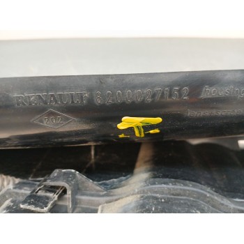 Recambio de piloto trasero derecho para renault espace iv (jk0/1_) 2.2 dci (jk0h) referencia OEM IAM 8200027152  