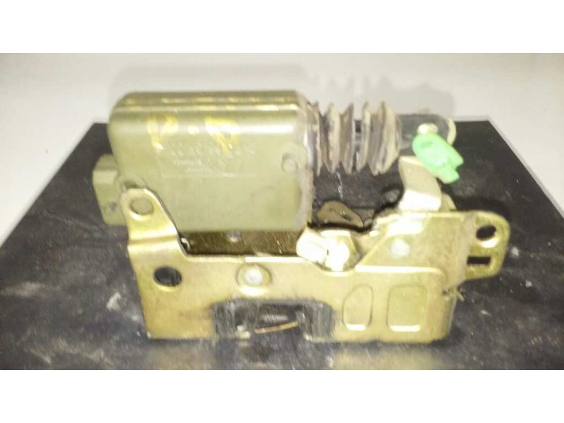 Recambio de cerradura puerta delantera derecha para opel movano combi corto 2.8t referencia OEM IAM   