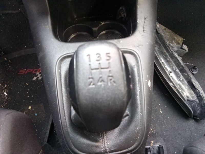 Recambio de caja cambios para citroën c3 iii (sx) 1.2 puretech 82 referencia OEM IAM   