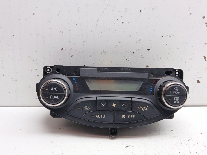 Recambio de mando climatizador para toyota yaris hybrid feel! referencia OEM IAM 559000d340  
