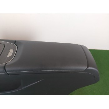 Recambio de apoyabrazos central para omoda 5 referencia OEM IAM   