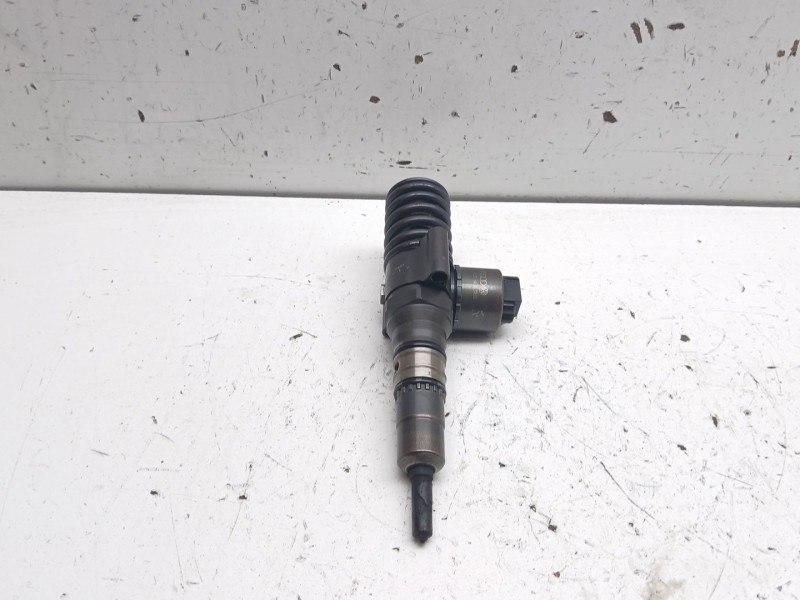 Recambio de inyector para audi a6 berlina (4f2) 2.0 tdi referencia OEM IAM 03g130073g 0414720404 