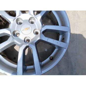 Recambio de llanta para chevrolet aveo sedán (t300) 1.3 d referencia OEM IAM 95040752 X1 16 PULGADAS