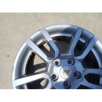 Recambio de llanta para chevrolet aveo sedán (t300) 1.3 d referencia OEM IAM 95040752 X1 16 PULGADAS
