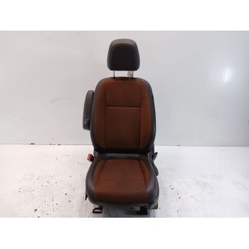 ASIENTO DELANTERO IZQUIERDO 