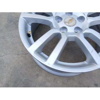 Recambio de llanta para chevrolet aveo sedán (t300) 1.3 d referencia OEM IAM 95040752 X1 16 PULGADAS