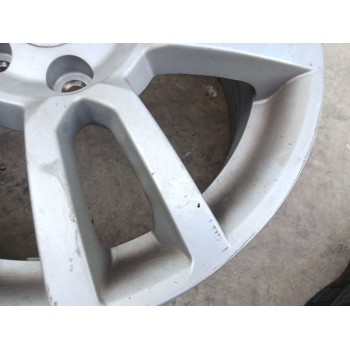 Recambio de llanta para chevrolet aveo sedán (t300) 1.3 d referencia OEM IAM 95040752 X1 16 PULGADAS