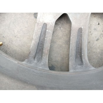 Recambio de llanta para chevrolet aveo sedán (t300) 1.3 d referencia OEM IAM 95040752 X1 16 PULGADAS