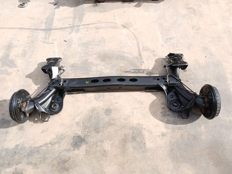 Recambio de puente trasero para volkswagen t-cross (c11, d31) 1.0 tsi referencia OEM IAM 2Q0501053CM  