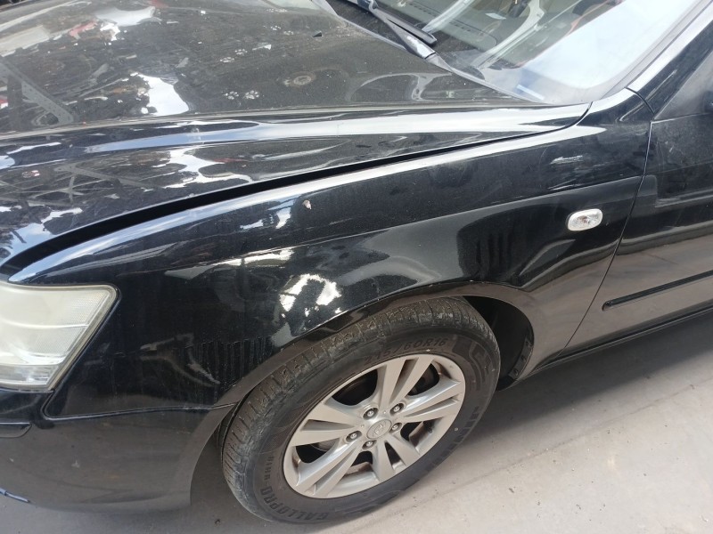 Recambio de aleta delantera izquierda para hyundai sonata v (nf) 2.0 crdi referencia OEM IAM   