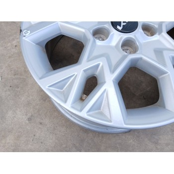 Recambio de llanta para kia ceed (cd) 1.6 crdi 136 referencia OEM IAM 52910J7AA0 X1 16 PULGADAS