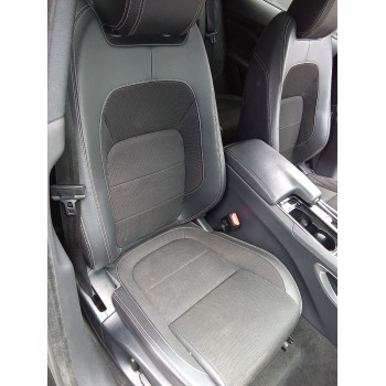 ASIENTO DELANTERO DERECHO 