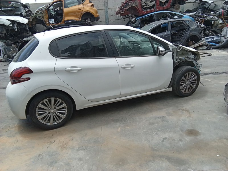 peugeot 208 i (ca_, cc_) del año 2019