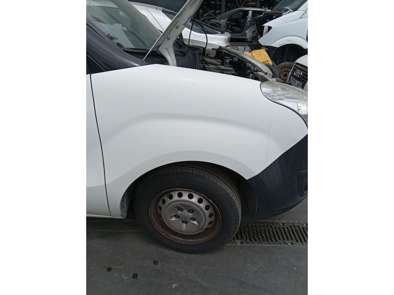 Recambio de aleta delantera derecha para opel combo furgoneta/monovolumen (x12) 1.3 cdti (b05) referencia OEM IAM   