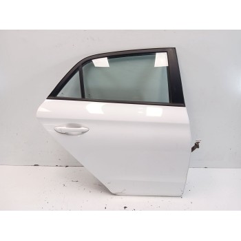 PUERTA TRASERA DERECHA 77004C8000 