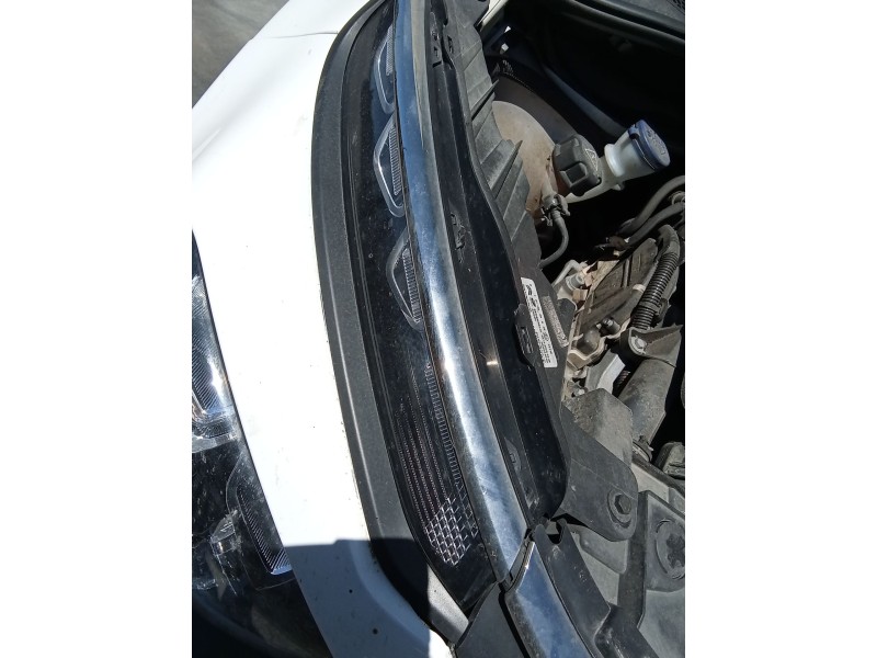 Recambio de faro derecho para citroën c3 iii (sx) 1.5 bluehdi 100 (sxyhyp, sxyhtu) referencia OEM IAM   