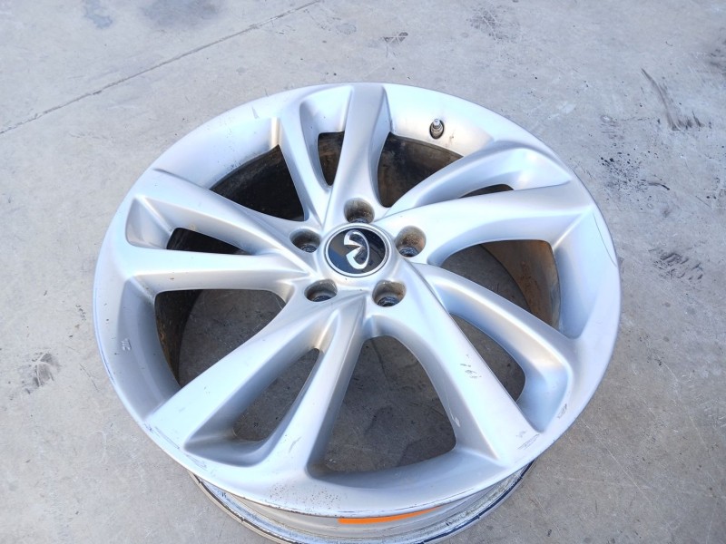 Recambio de llanta para infiniti q30 1.5 d referencia OEM IAM D03005DA1B X1 18 PULGADAS