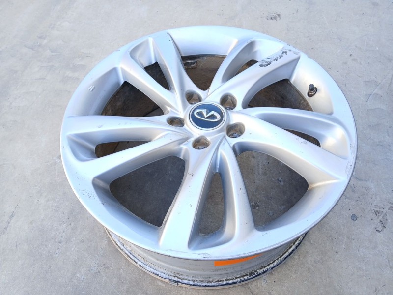 Recambio de llanta para infiniti q30 1.5 d referencia OEM IAM D03005DA1B X1 18 PULGADAS