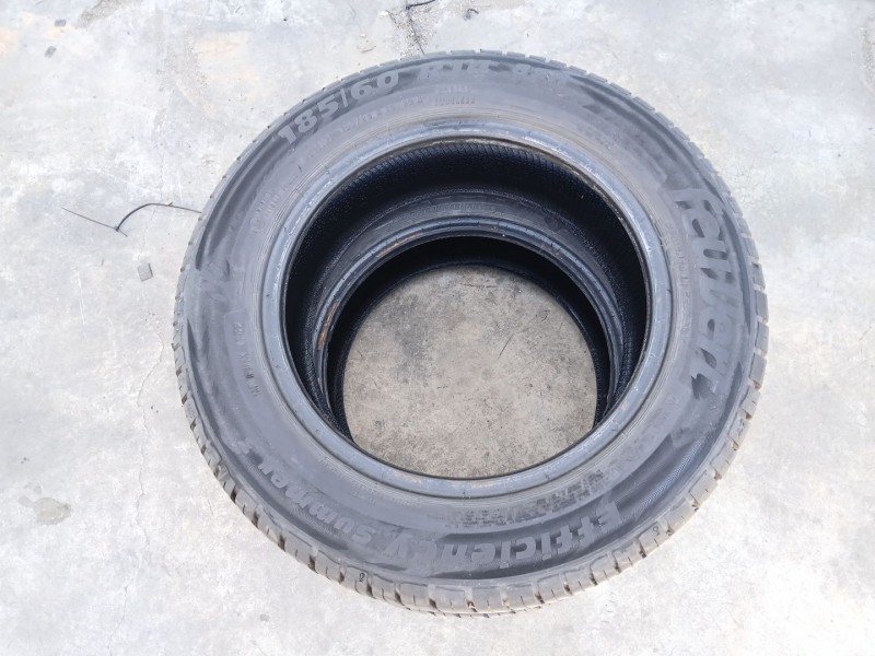 Recambio de neumatico para chevrolet aveo / kalos sedán (t250, t255) 1.4 referencia OEM IAM 185-60-14 82H X2 FEUVERT 2022