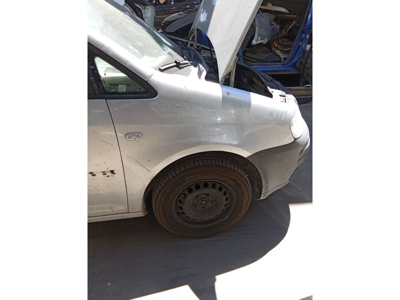 Recambio de aleta delantera derecha para volkswagen caddy iii monospace (2kb, 2kj, 2cb, 2cj) 1.9 tdi referencia OEM IAM   