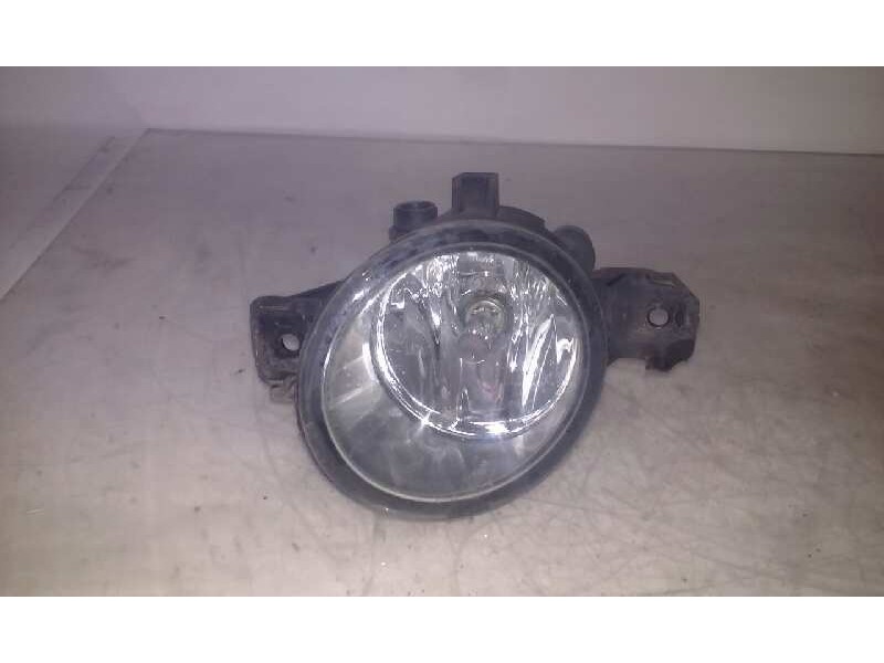 Recambio de faro antiniebla derecho para renault clio iii 1.5 dci diesel fap referencia OEM IAM 8200002470  