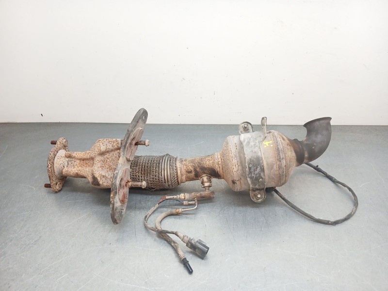 Recambio de catalizador para ford mondeo ber. (ca2) ghia referencia OEM IAM 665142  