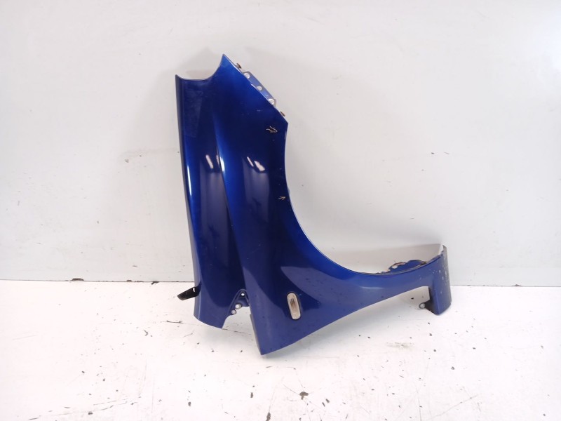 Recambio de aleta delantera derecha para fiat grande punto (199_) 1.3 d multijet (199.axd11, 199.axd1a, 199.axd1b,... referencia