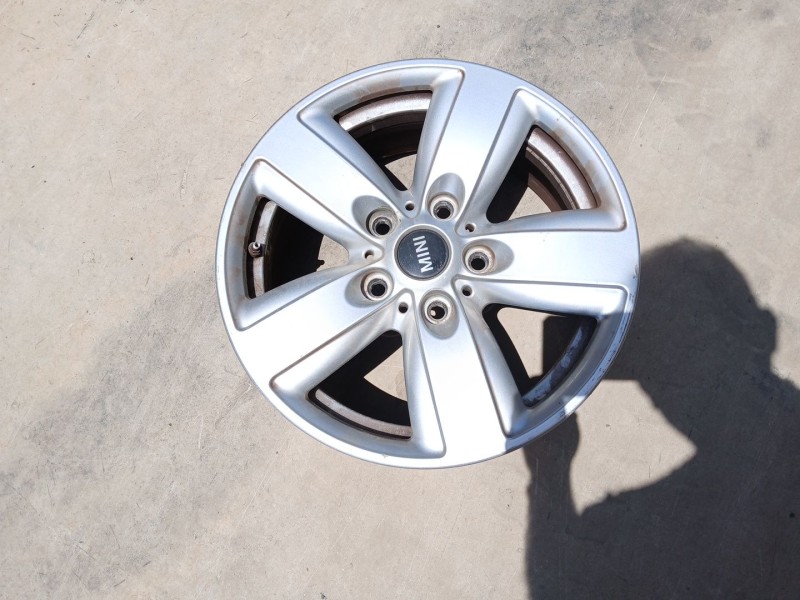Recambio de llanta para mini mini countryman (r60) one d referencia OEM IAM 9811729  16 pulgadas
