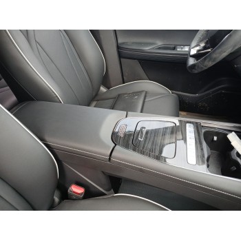 Recambio de apoyabrazos central para omoda 5 referencia OEM IAM   