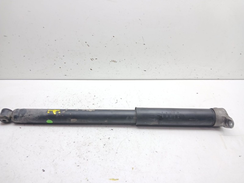 Recambio de amortiguador trasero para ford focus iii 1.0 ecoboost referencia OEM IAM 8V6118159AB  