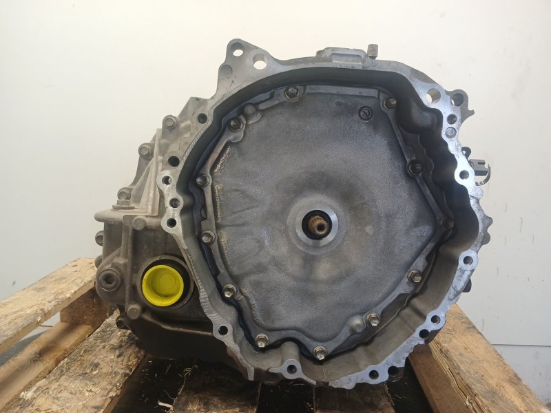 Recambio de caja cambios para toyota yaris hsd active referencia OEM IAM  B 210.697KM AUTOMÁTICA