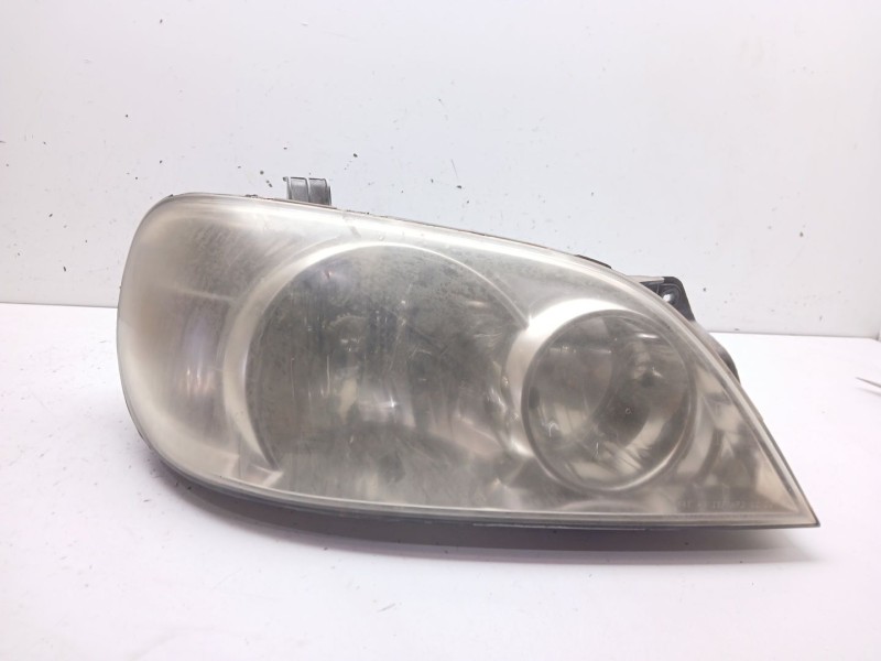 Recambio de faro derecho para kia carnival ii 2.9 cdri ex referencia OEM IAM   