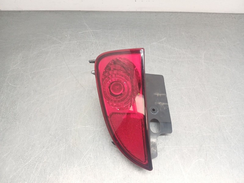 Recambio de piloto trasero izquierdo paragolpes para renault espace iv (jk0/1_) 2.2 dci (jk0h) referencia OEM IAM 8200027155  