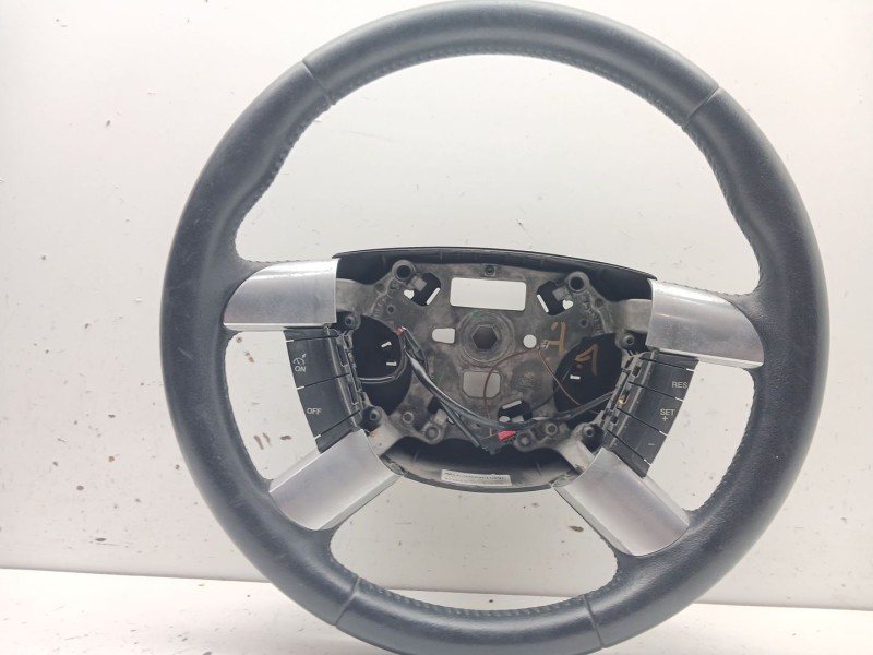 Recambio de volante para ford focus lim. (cb4) trend referencia OEM IAM 3M513600CHW  DESGASTADO