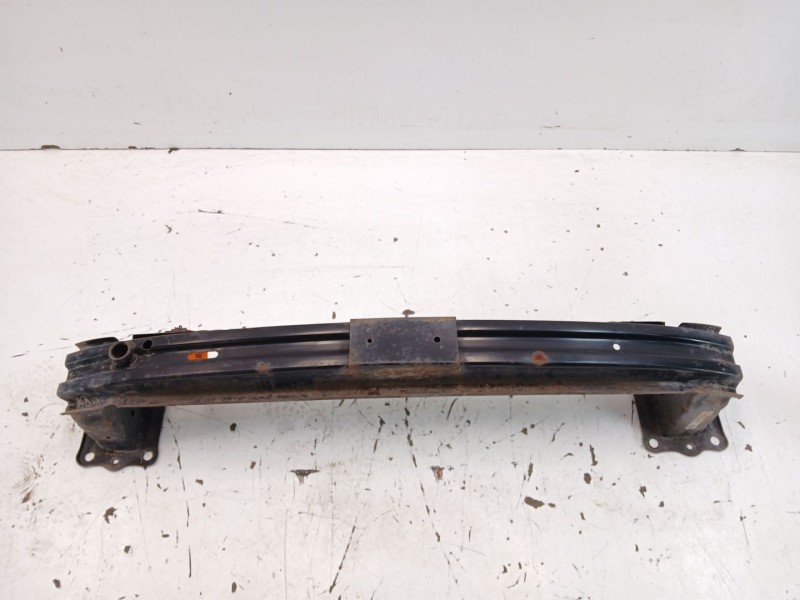 Recambio de refuerzo paragolpes delantero para hyundai ix35 (lm, el, elh) 2.0 crdi referencia OEM IAM 86530-2S300  