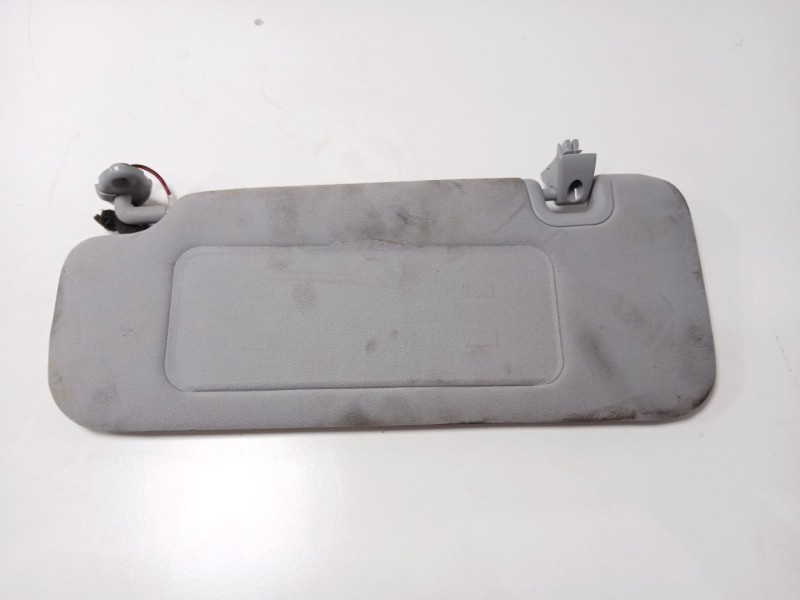 Recambio de parasol izquierdo para omoda 5 referencia OEM IAM   