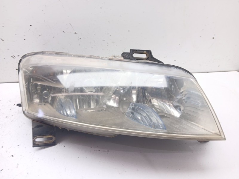 Recambio de faro derecho para fiat stilo (192_) 1.9 jtd (192_xe1a) referencia OEM IAM   