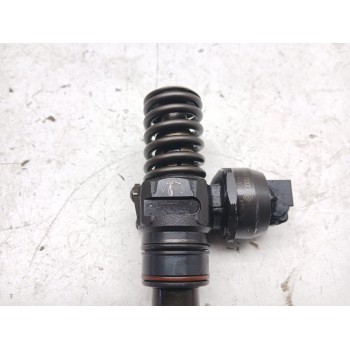 Recambio de inyector para seat ibiza iii (6l1) 1.9 tdi referencia OEM IAM 038130073AJ  