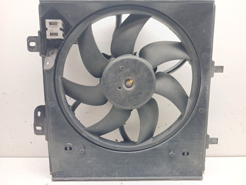 Recambio de electroventilador para citroën c3 iii (sx) 1.2 vti 82 referencia OEM IAM 9829774580  