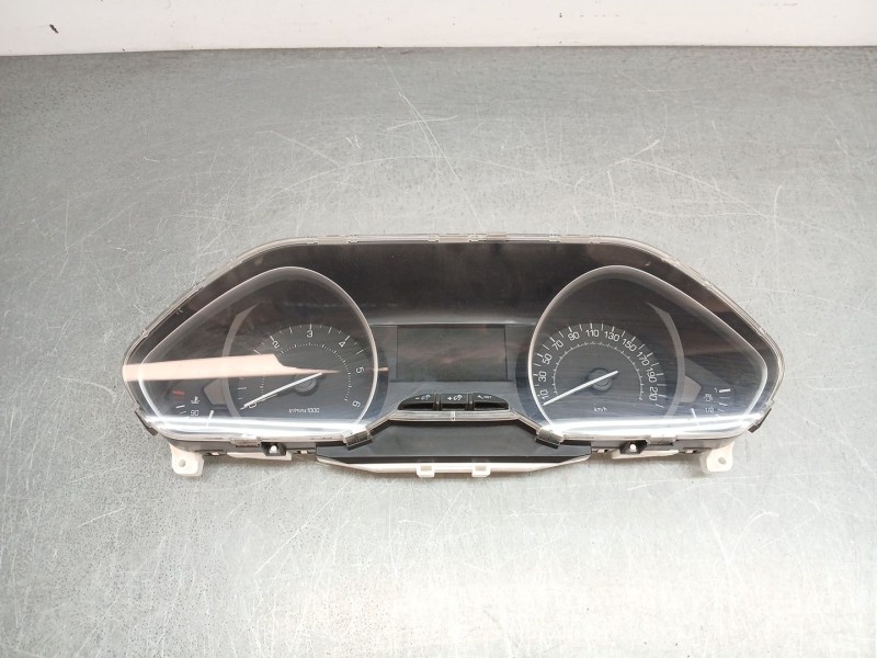 Recambio de cuadro instrumentos para peugeot 208 active referencia OEM IAM 981384898001  