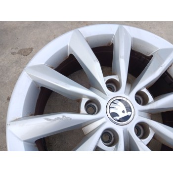 Recambio de llanta para skoda octavia iii combi (5e5, 5e6) 2.0 tdi referencia OEM IAM 5E0601025B X1 16 PULGADAS