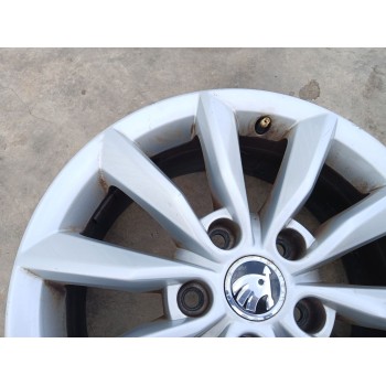 Recambio de llanta para skoda octavia iii combi (5e5, 5e6) 2.0 tdi referencia OEM IAM 5E0601025B X1 16 PULGADAS