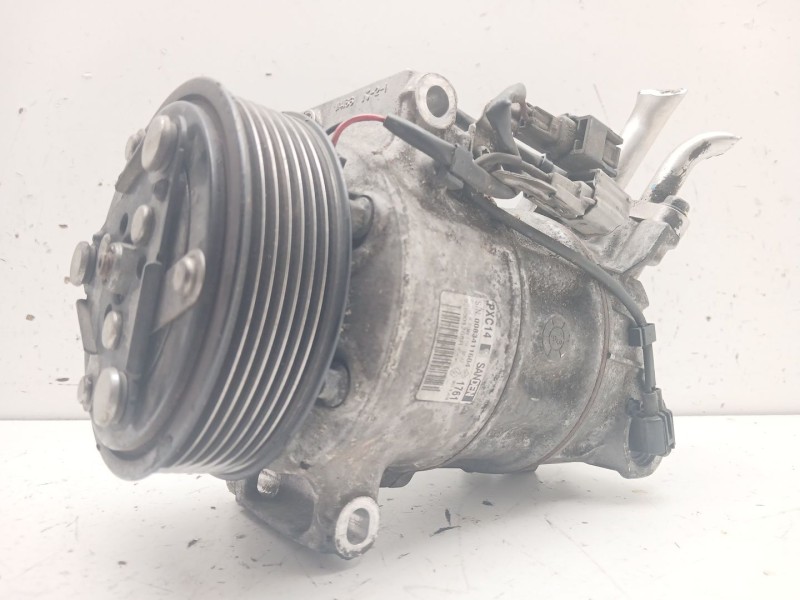 Recambio de compresor aire acondicionado para renault scénic iv (j9_) 1.2 tce 130 referencia OEM IAM 926009307R 926004941R 