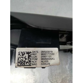 Recambio de plasticos para peugeot 3008 style referencia OEM IAM 98201717ZD EMBELLECEDOR PALANCA CAMBIO