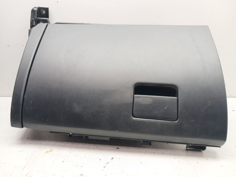 Recambio de guantera para mazda 3 lim. () style referencia OEM IAM BHN164261  